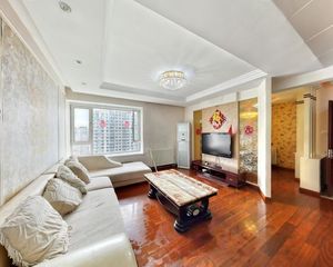 海信品质,全明套三,看湖景,近地铁,有钥匙