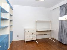 外籍业主诚售、04户型三开间朝南、不靠马路价格可谈