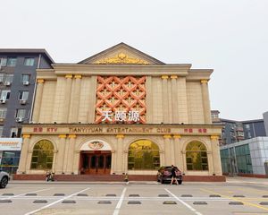 年租金100万 临街独栋出售 可个人购买 可餐饮做会所办公!