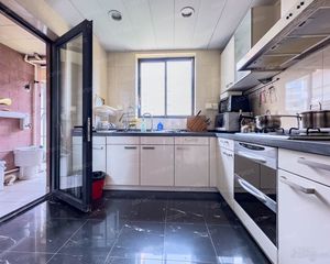 一梯一户刷卡到户高区景观东边套大三房