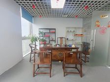 带家具出租 青秀万达精装修221平办公室 随时看房