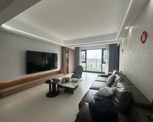 荷悦里电梯15楼116平3房2住房装修售13000元