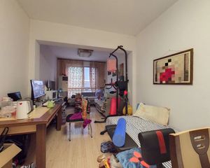 人民中路二段 青二东小书包 省高院的单位宿舍,小区绿化好