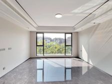 汇金首府4居室户型房180万正采光好不临街新上房源!
