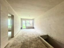 高铁附近 一楼带小院 买一层赠一层 县学街 价可谈 急