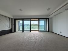 阳光城未来悦二期 131.95平4居 南向精装修 着急出售