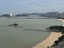 万万买想道,珠海情侣路上的海景房大幅度降价,单价1.6万起