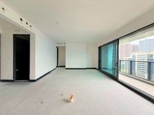万华品质改善大三房 居家舒适 环境优雅 圈层存粹