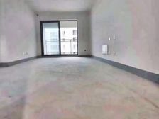 有密码房东诚心出售房源采光刺眼 小区中心位置 万达商圈