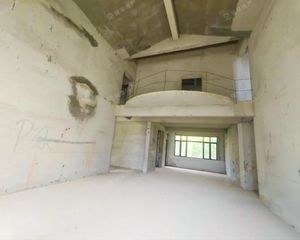 湖景壹号庄园别墅 378.56平5居 南向简装修 拎包入住