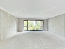 《南北通透,全明户型,俯瞰小区园林,采光好,环境优美,宜居》