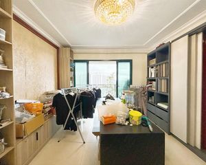 地铁口 松雅湖一线湖景房 对面就是吾悦广场
