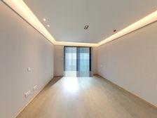 东大路、双地铁口东方花园、电梯高层不顶楼、自住精装