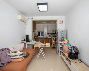 嘉定新城·常发豪庭·1室·1厅