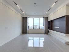 尚海湾三期次新房,高区江景,从未入住精装修,双车位,看房随时