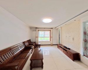 4号线高米店北,郁花园三里电梯双卫三居室,满五唯一,诚心出售