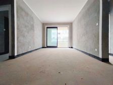 鲁能泰山7号十九街区 板楼 车位充足 正规商品房 双卫