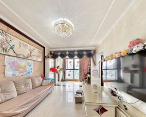 恒大名都,成都买二手房,中介费1800元包干