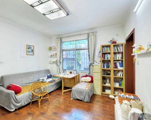 员村新村 满五唯/一 南北通透 装修保养好 买来即可入住