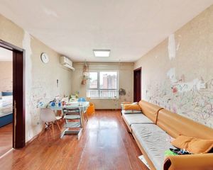 ”直购0费用服务“花香四季 3室1厅 89.38平