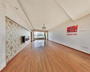 星光大道C区 4室1厅 东南