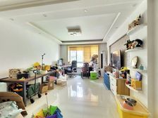 星华公寓 3居室 空间大低楼层 主卧客厅朝南 赠花园