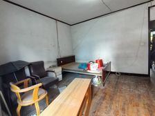 莲花公寓(普陀) 2室1厅1卫 精装修 240万元