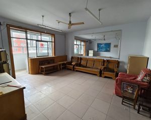 六中 真正市中心 休闲广场住宅楼28.8万老证带小房