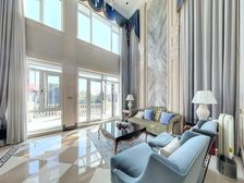 新上!中建大公馆,新江湾城,类独栋别墅!千万装修,4个车位,