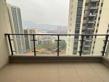 凤凰花园经典3室,房东急售 精装修 房户型好 此房 一套!