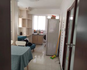 西罗园一区东南向三居 满五简装底层户型好