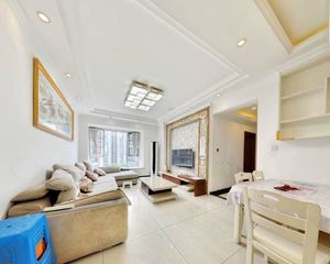 全成都二手房都有—只收2000中介费—东原时光道 3室 南