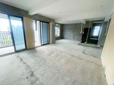 小高层一梯一户端头四房送车位保利和光尘樾