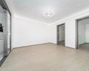 梅陇一村 医疗配套成熟 购物方便 商品房 中间楼层 装修好