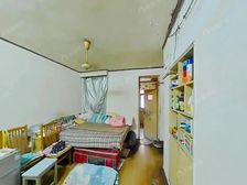 一楼有台阶抬高 送大花园丶一梯两户丶看花园实景请咨询
