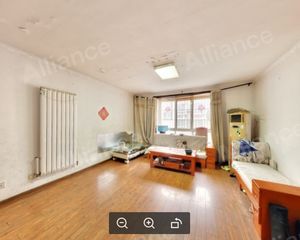 王城公园旁 帝豪城市经典 公摊小得房高 优质房源 4XXX
