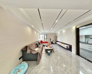 上63中近地铁 伟东一期全明套三 精装未住 诚售可议