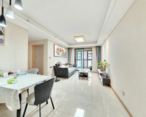 三环内精装小三房 中高层拎包入住