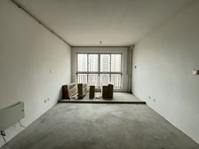 地铁口花城三期小面积低总价3房,次新毛坯中上好楼层降价急售!