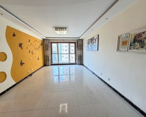 四中 新苑小 市政府 盛世桃城 纯商品房业主刚刚搬家通透三居
