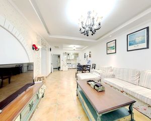 中铁伊萨贝拉3室1厅南