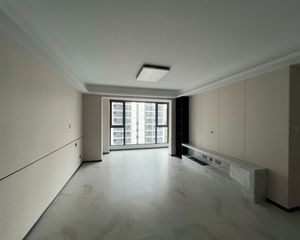 谷德锦奥体近H户型双阳台落地窗双卫送家具家电精装修