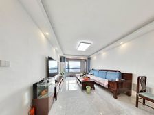 次小区。方正户型。精装拎包入住。