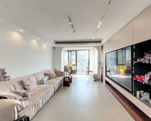 上海春城(南区)中层小区安静舒适明厨明卫南北户型