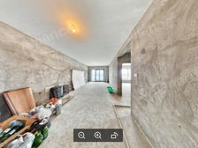 西工区 王城大道旁 升龙广场C区 毛坯房 两室 可自行设计