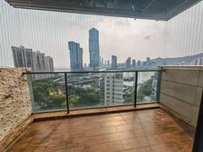 急售!四房两卫,视野无遮挡,看海景,有车位,随时看房空置
