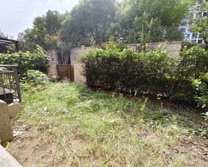 华建乾苑 市区下叠别墅 有地下室又还有车库 车位 随时看房