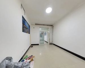 管厂宿舍,正规2居室,小区环境好,低总价,