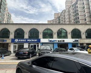 海淀世纪城 单价1.4万 银行承租 门前带20个车位个人能买