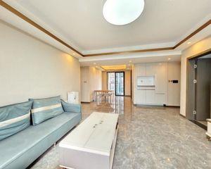 朗悦府静园 4室1厅 东南